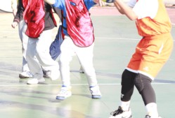 爱游戏AYXDoinb迎来十二赛季出色发挥，澳大利亚队观众热烈欢呼！